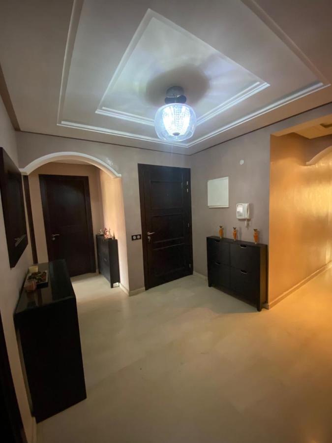 Stylish Gueliz Apartment With Beautiful Terrace Маракеш Екстериор снимка