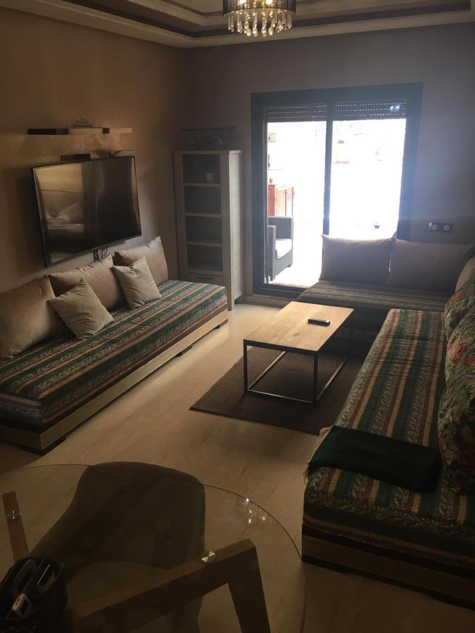 Stylish Gueliz Apartment With Beautiful Terrace Маракеш Екстериор снимка